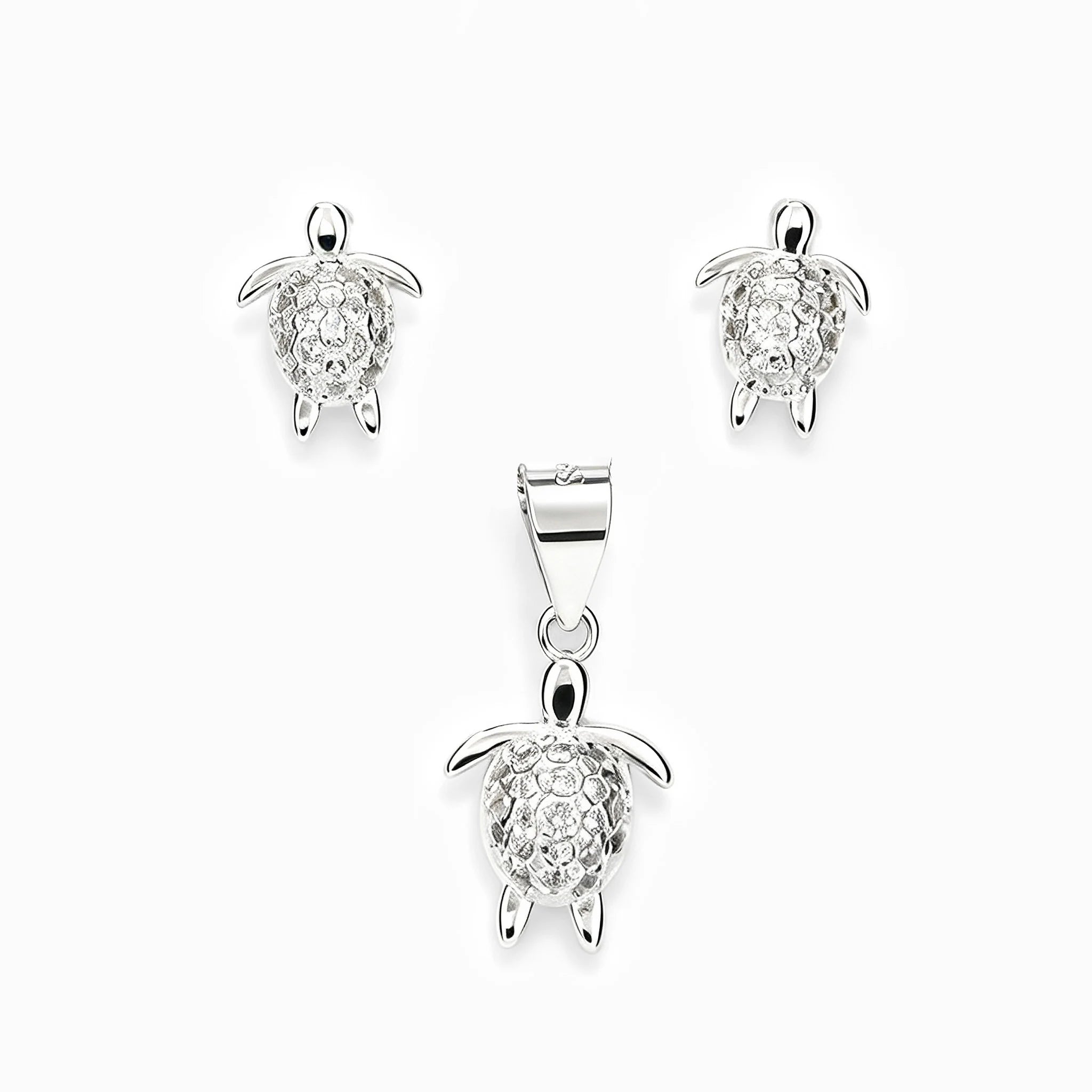 Set de topos y dije con diseño de tortuguita en plata ley 925 y circones blancos