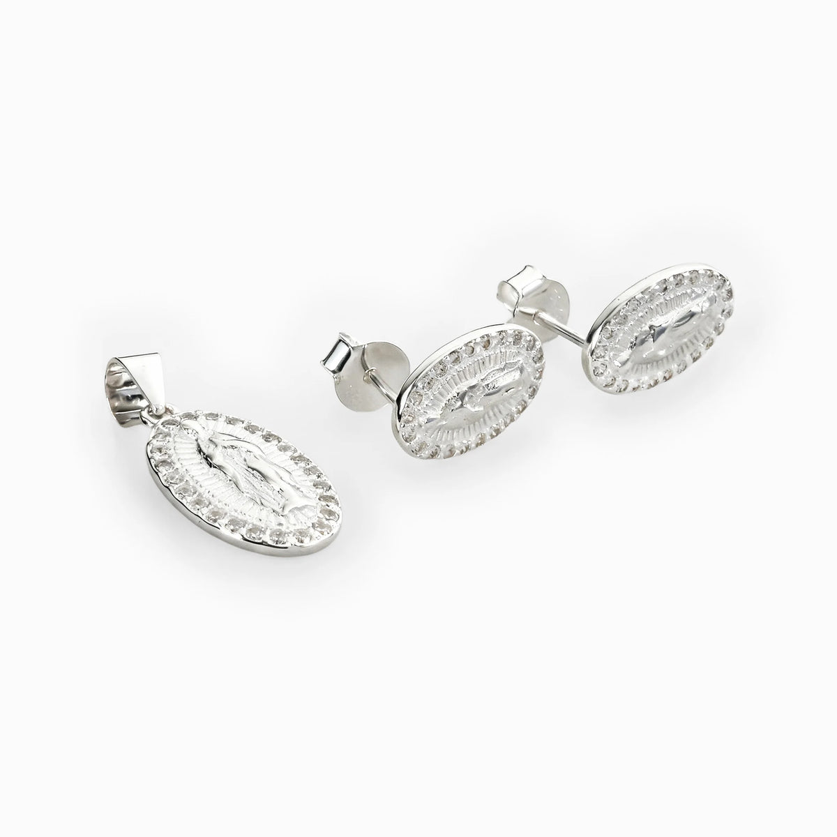 Set de topos y dije de la Virgen de Guadalupe en plata ley 925 con halo de circones