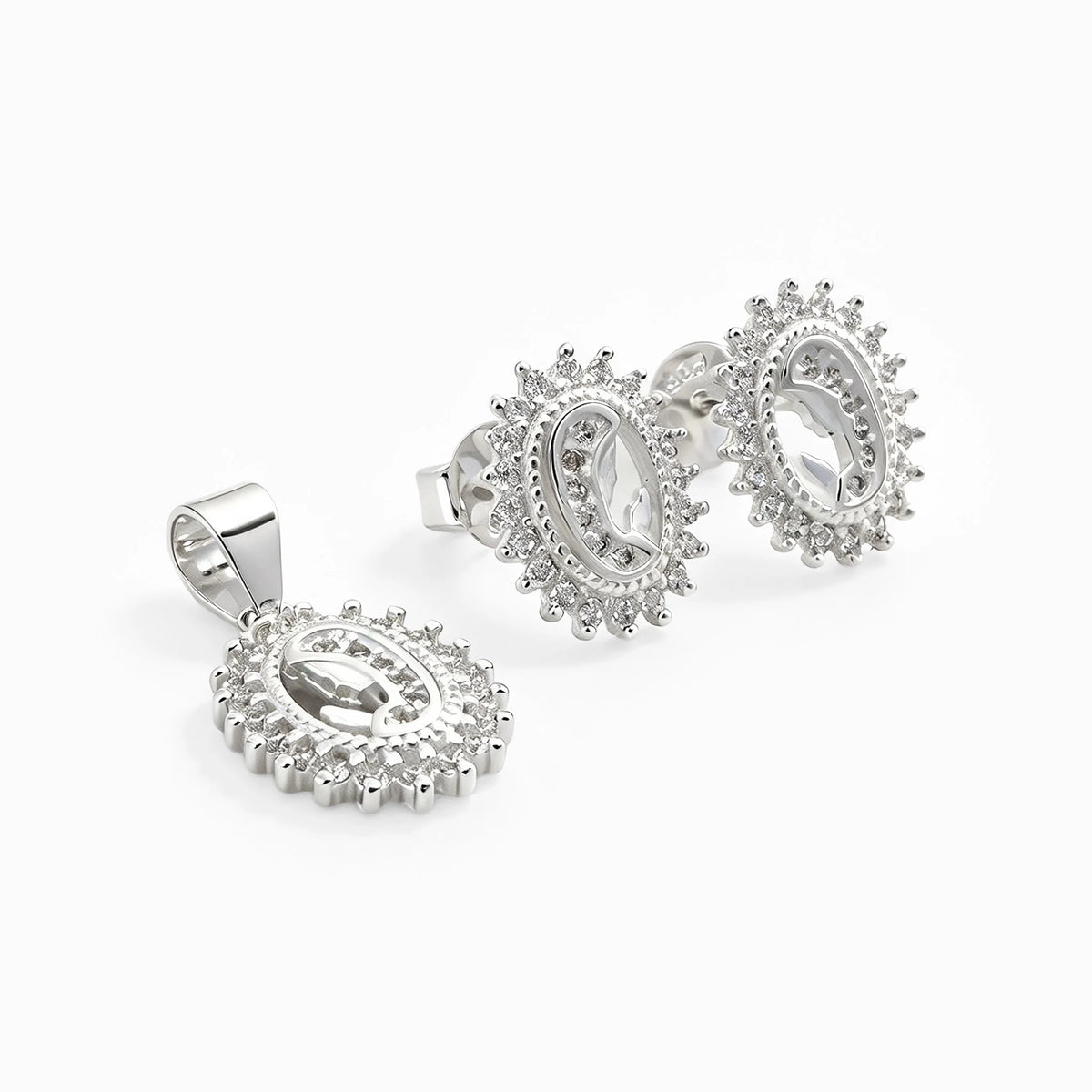 Set de topos y dije de la Virgen María con halo de circones blancos en plata ley 925