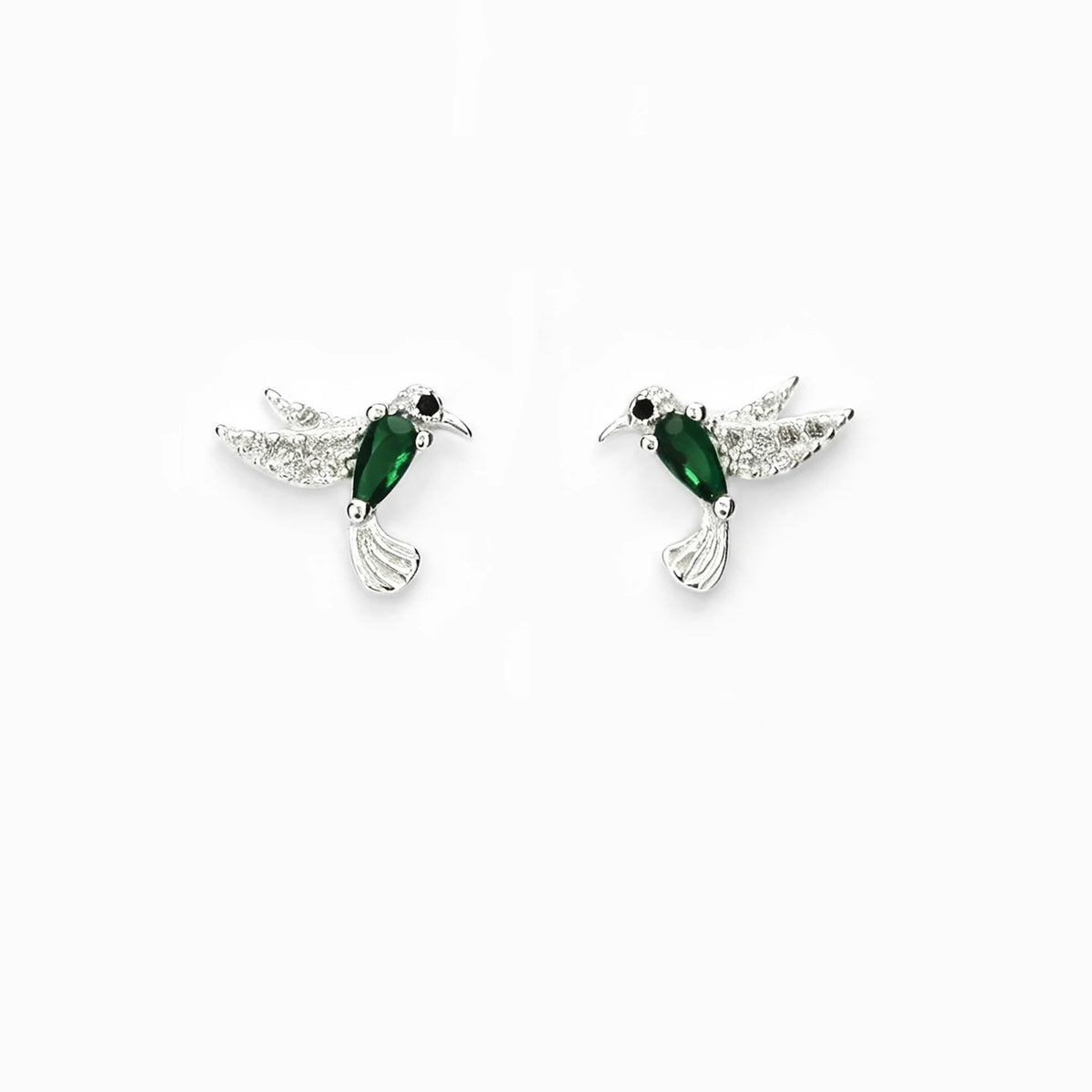 Topos con diseño de colibrí verde de 8.5x9 mm en plata ley 925 y circones