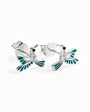 Topos de colibrí en plata ley 925 con alas esmaltadas en azul y verde de 10x8 mm