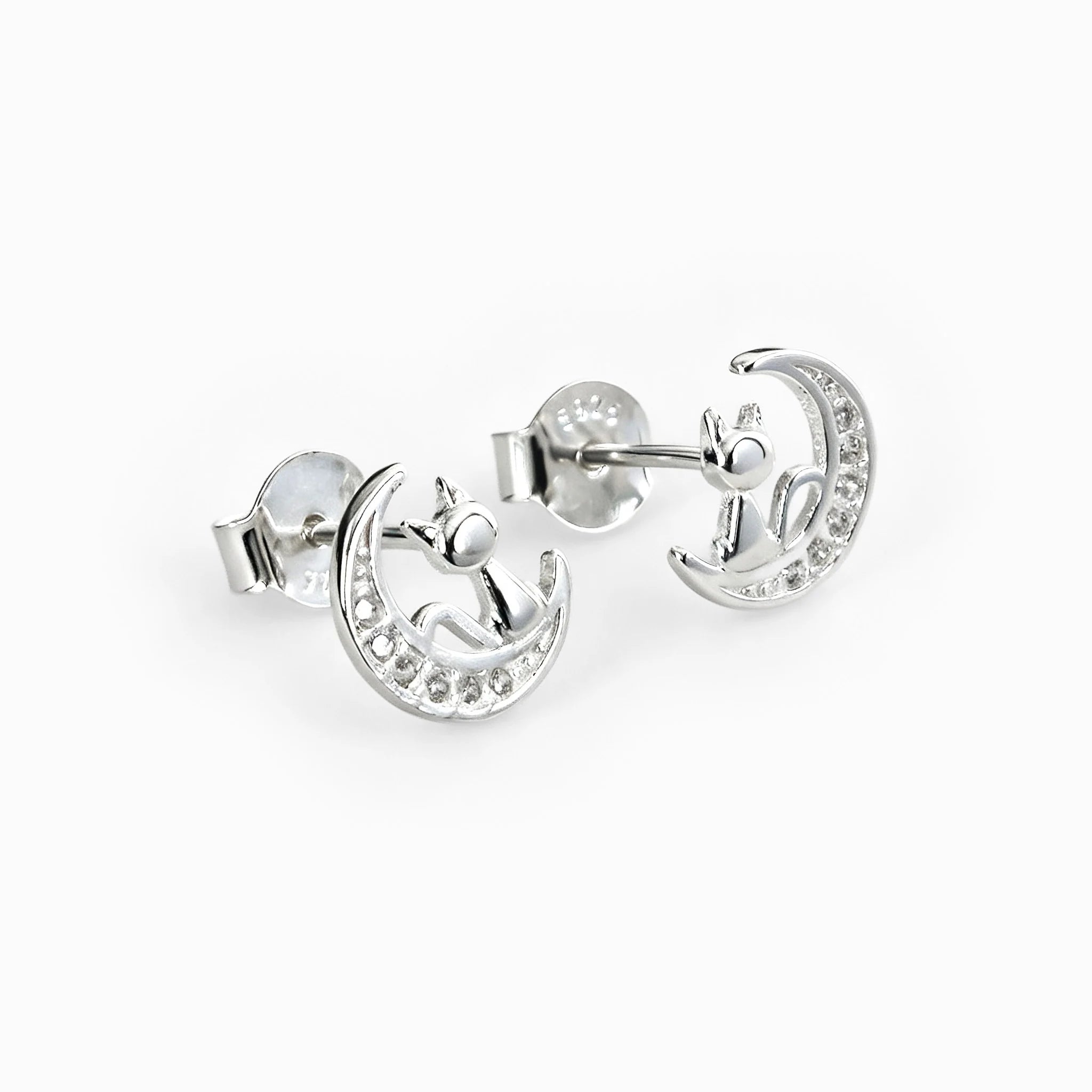 Topos de gato en la media luna de 8.5x7 mm en plata ley 925 con circones