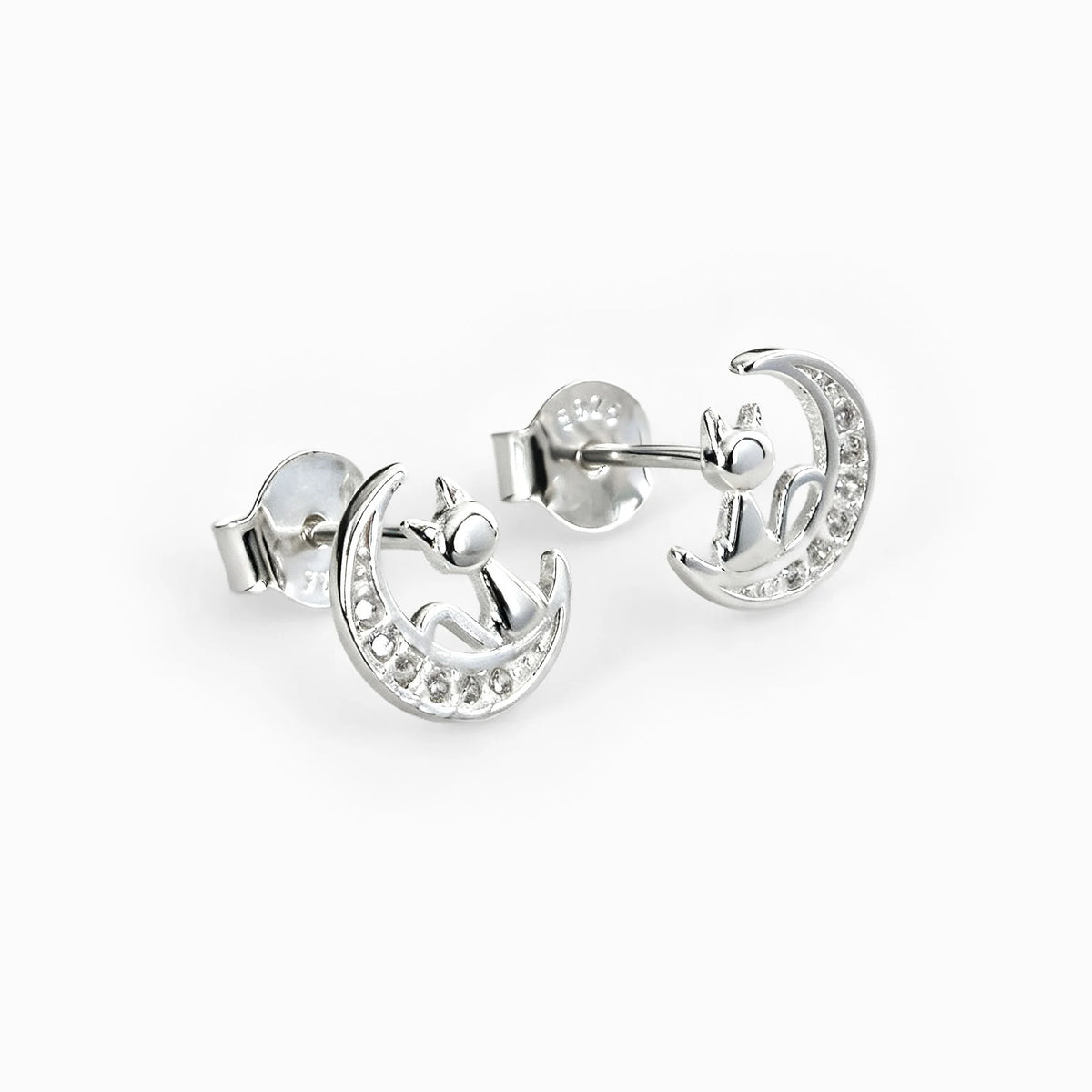Topos de gato en la media luna de 8.5x7 mm en plata ley 925 con circones