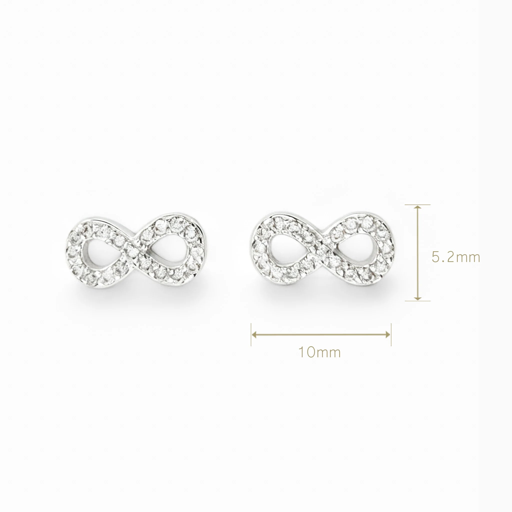 Topos con el símbolo de infinito de 10x5.2 mm en plata ley 925 con circones blancos.