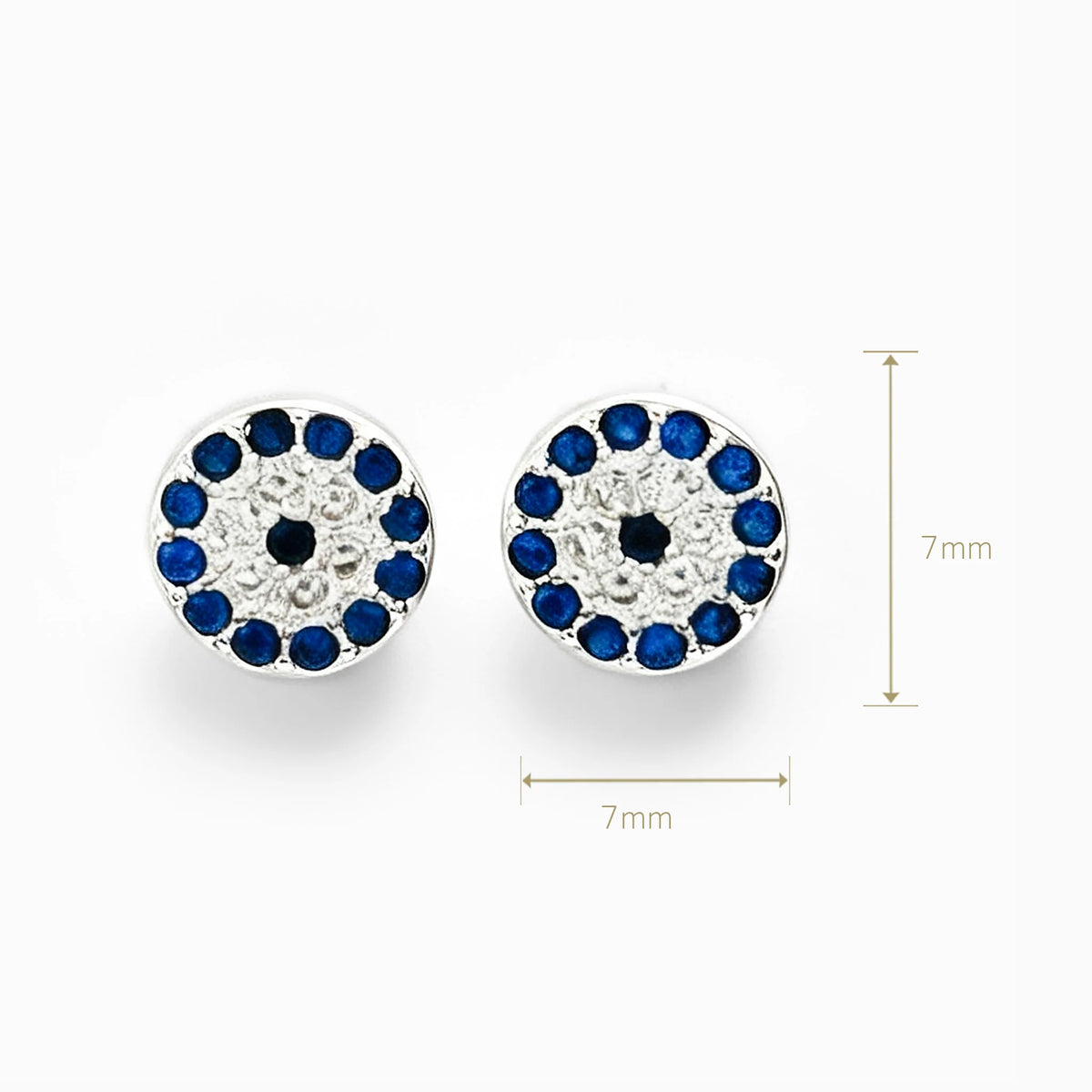 Topos de ojo turco en plata ley 925 de 7 mm con circones azules y blancos.
