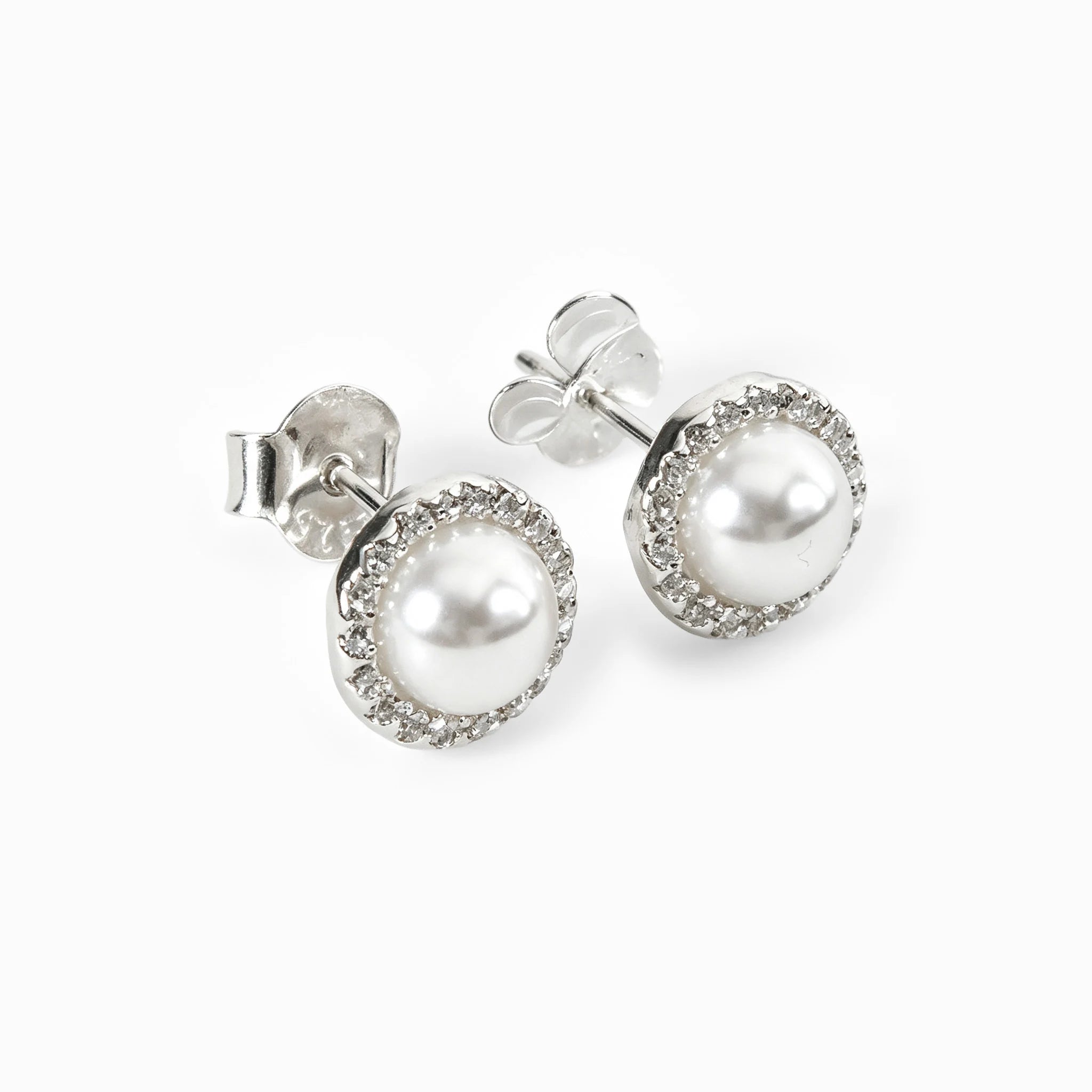 Topos de perla con halo de circones blancos de 7.7 mm en plata ley 925