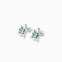 Par de aretes tipo topo con forma de tortuga detallada elaborados en plata ley 925 de 7 mm sobre fondo blanco.
